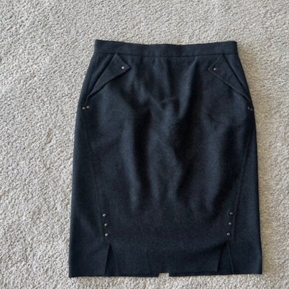 Per Se, Dark Gray Wool Skirt with Metal button detail, Size 8 - Picture 1 of 6
